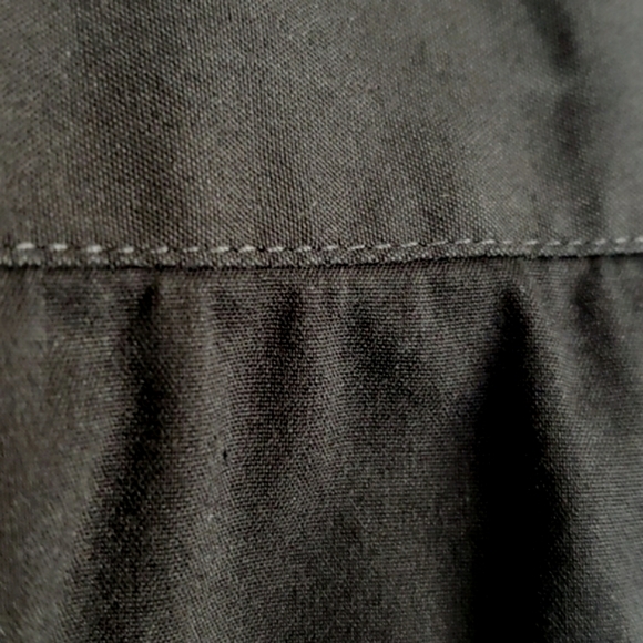 PRADA basic black button up sleeveless shirt - Picture 9 of 10